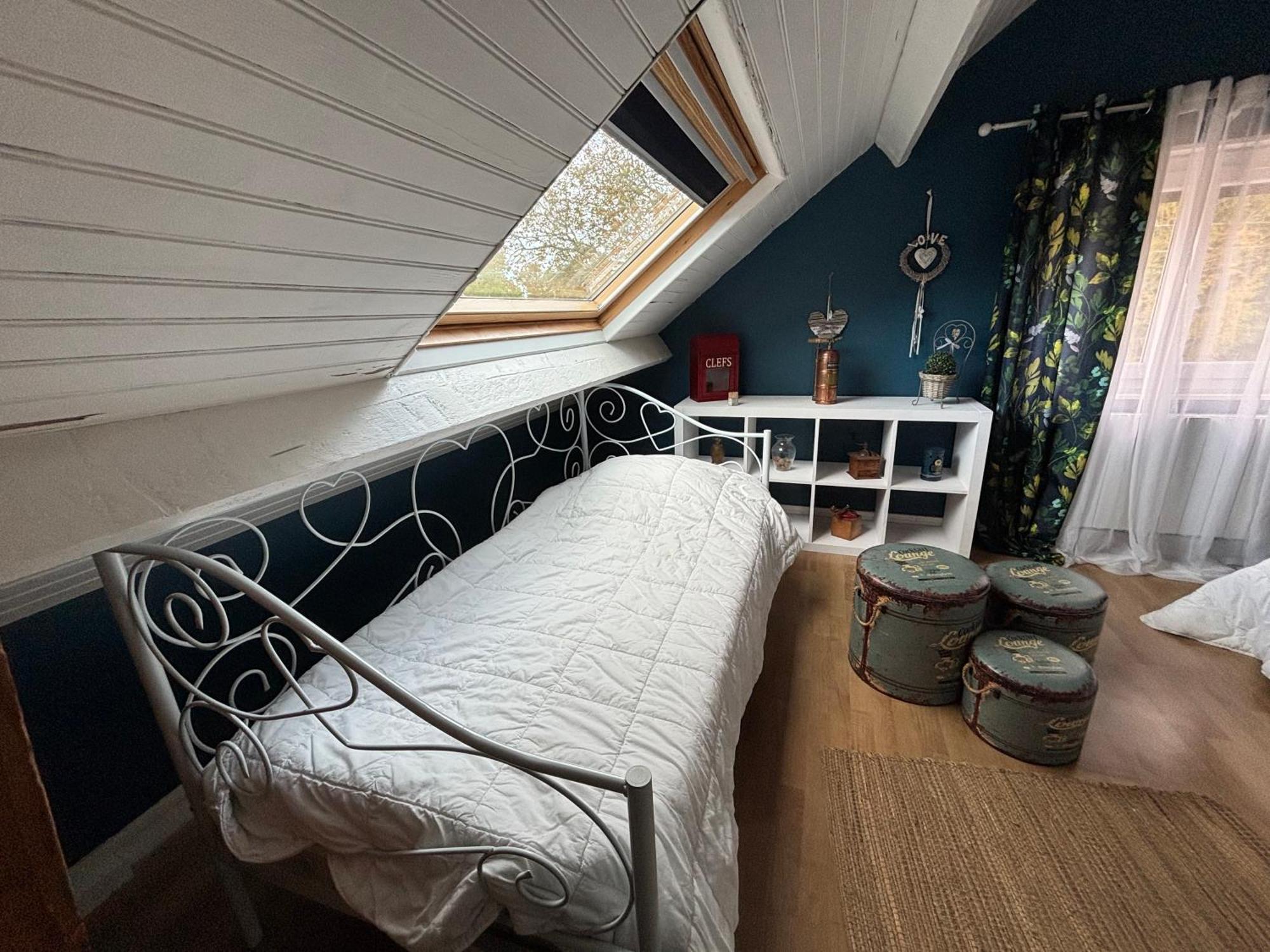 Une Ambiance Cosy Avec Jardin Privatif Nassandres Luaran gambar